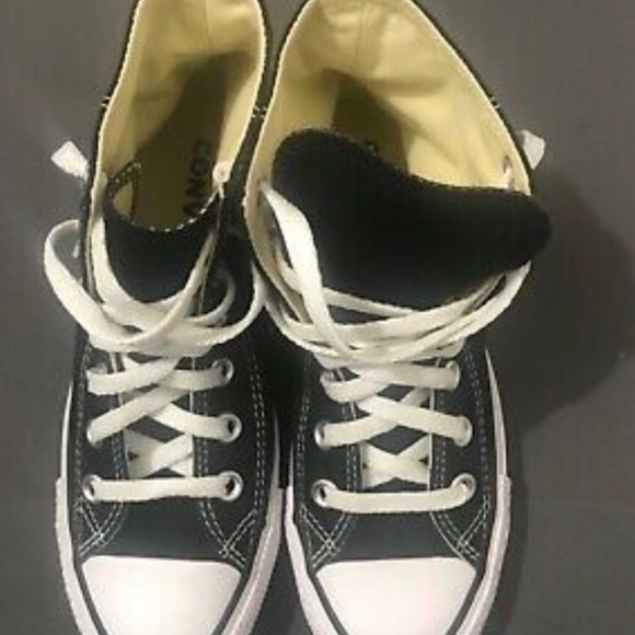 Converse Unisex Chuck Taylor All Star High Top Sneakers Mens 3 Women’s 5